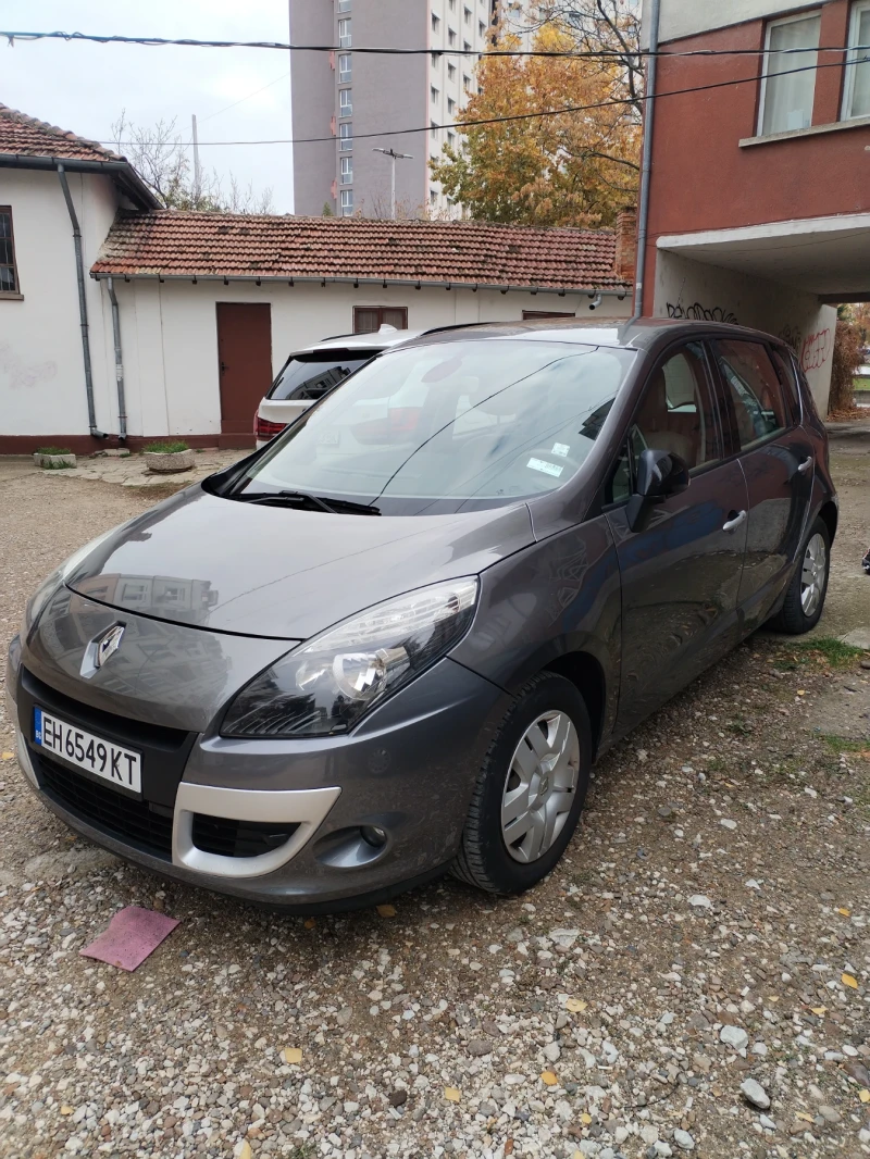 Renault Scenic, снимка 1 - Автомобили и джипове - 48011525