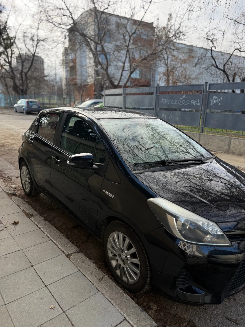 Toyota Yaris Hybrid , снимка 3 - Автомобили и джипове - 51773806