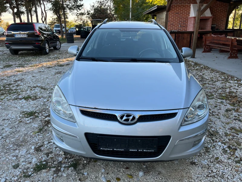 Hyundai I30 1.6CRDI, снимка 2 - Автомобили и джипове - 52358518