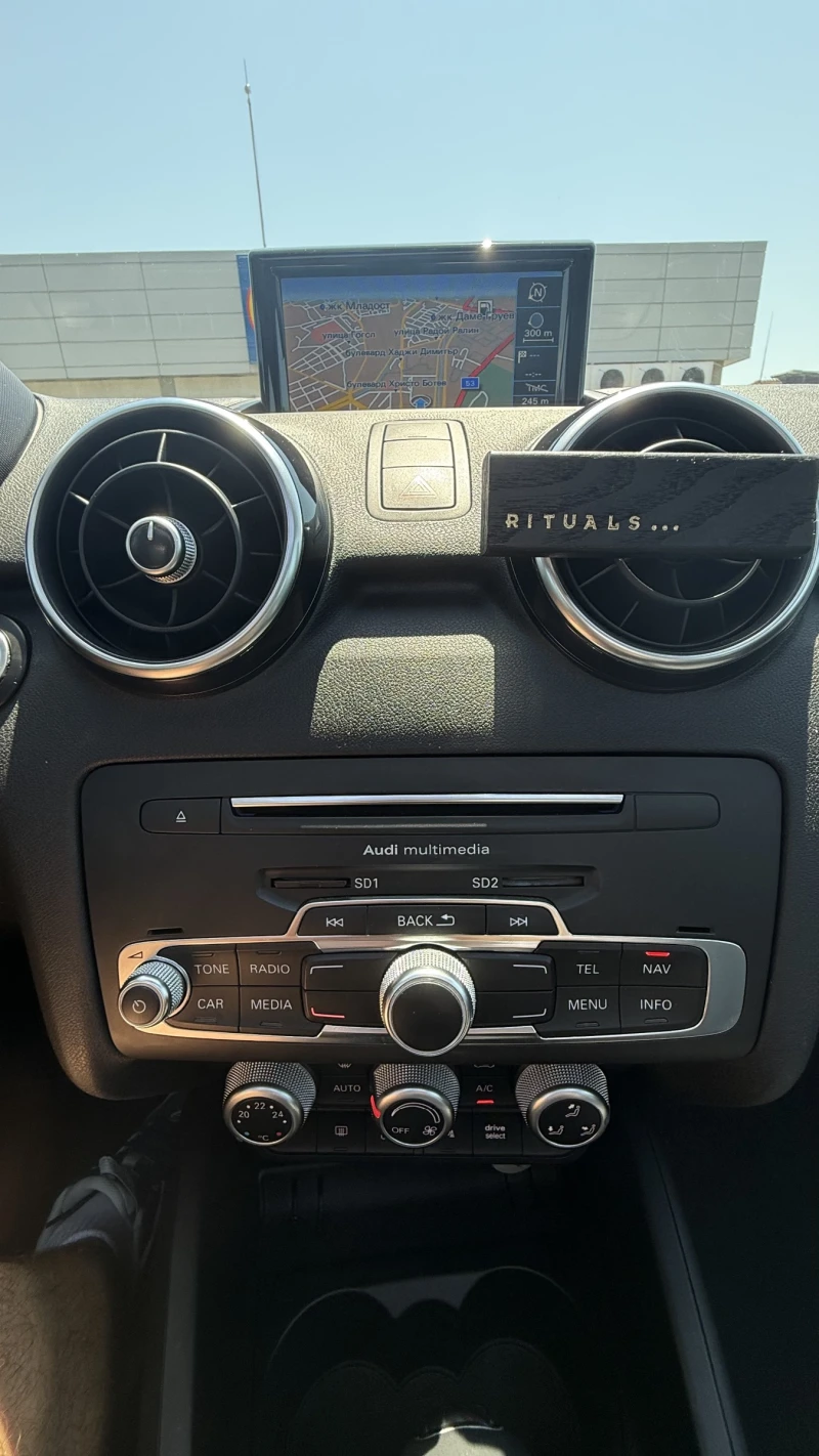 Audi A1 SPORTBACK 1.4, снимка 4 - Автомобили и джипове - 52416237