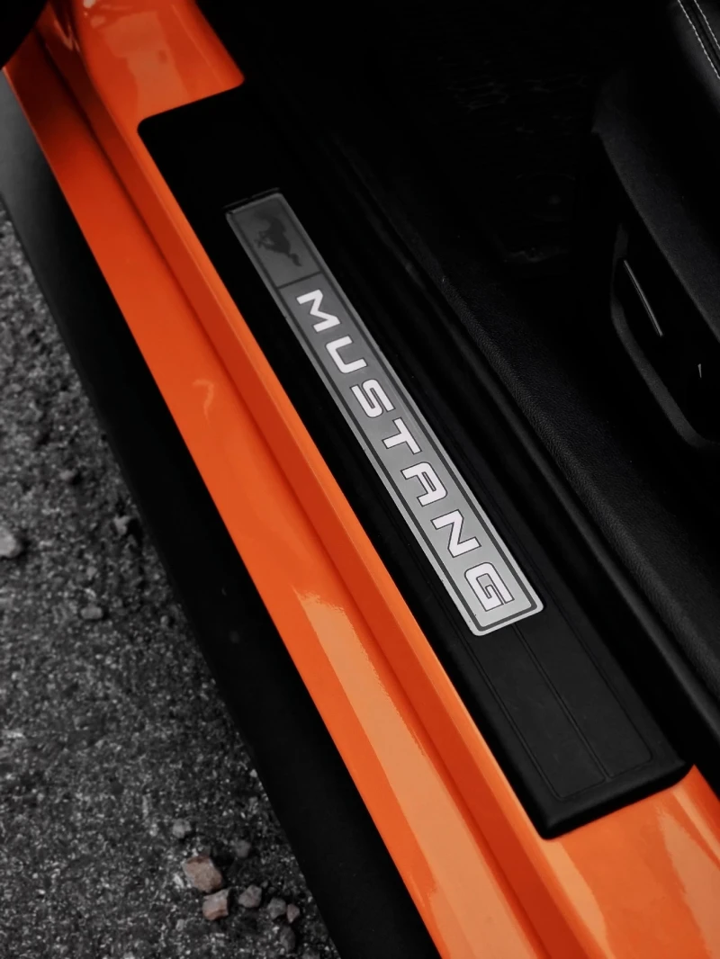 Ford Mustang 5.0 V8 GT Performance , снимка 11 - Автомобили и джипове - 52444027