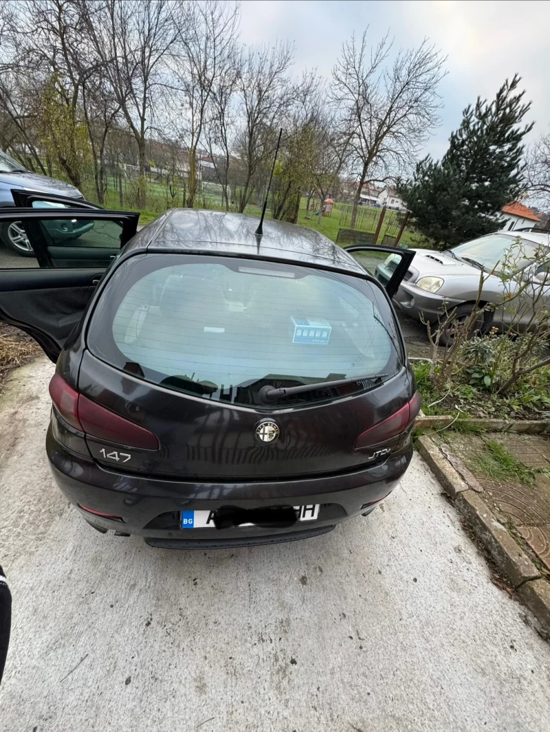 Alfa Romeo 147 JTDm, снимка 3 - Автомобили и джипове - 52885557