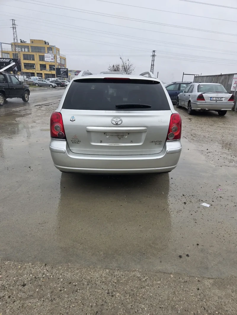 Toyota Avensis, снимка 6 - Автомобили и джипове - 53287773