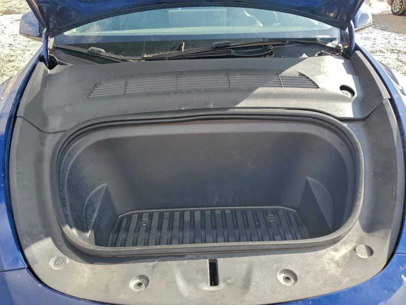 Tesla Model Y, снимка 11 - Автомобили и джипове - 53357574