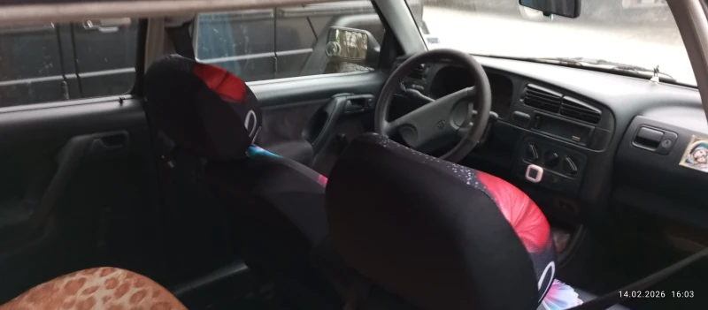 VW Golf, снимка 10 - Автомобили и джипове - 53534236