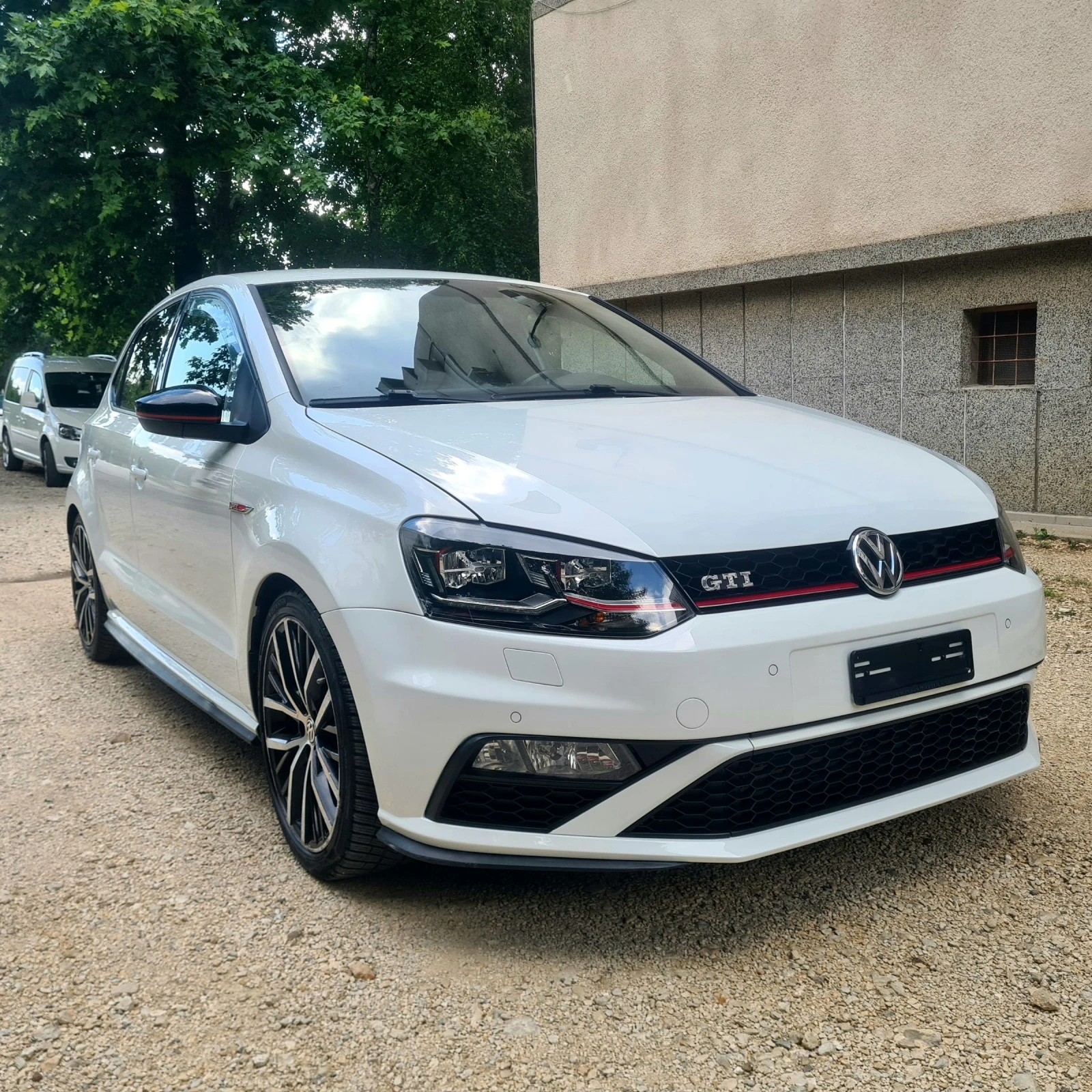 VW Polo 1.8GTI DSG FULL - изображение 3