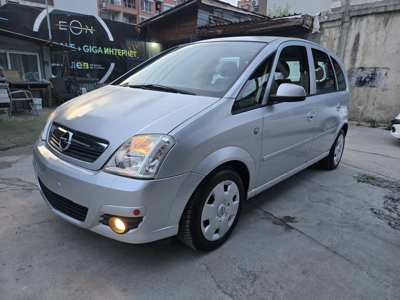Opel Meriva 1.6 климатик 105к.с. - изображение 2