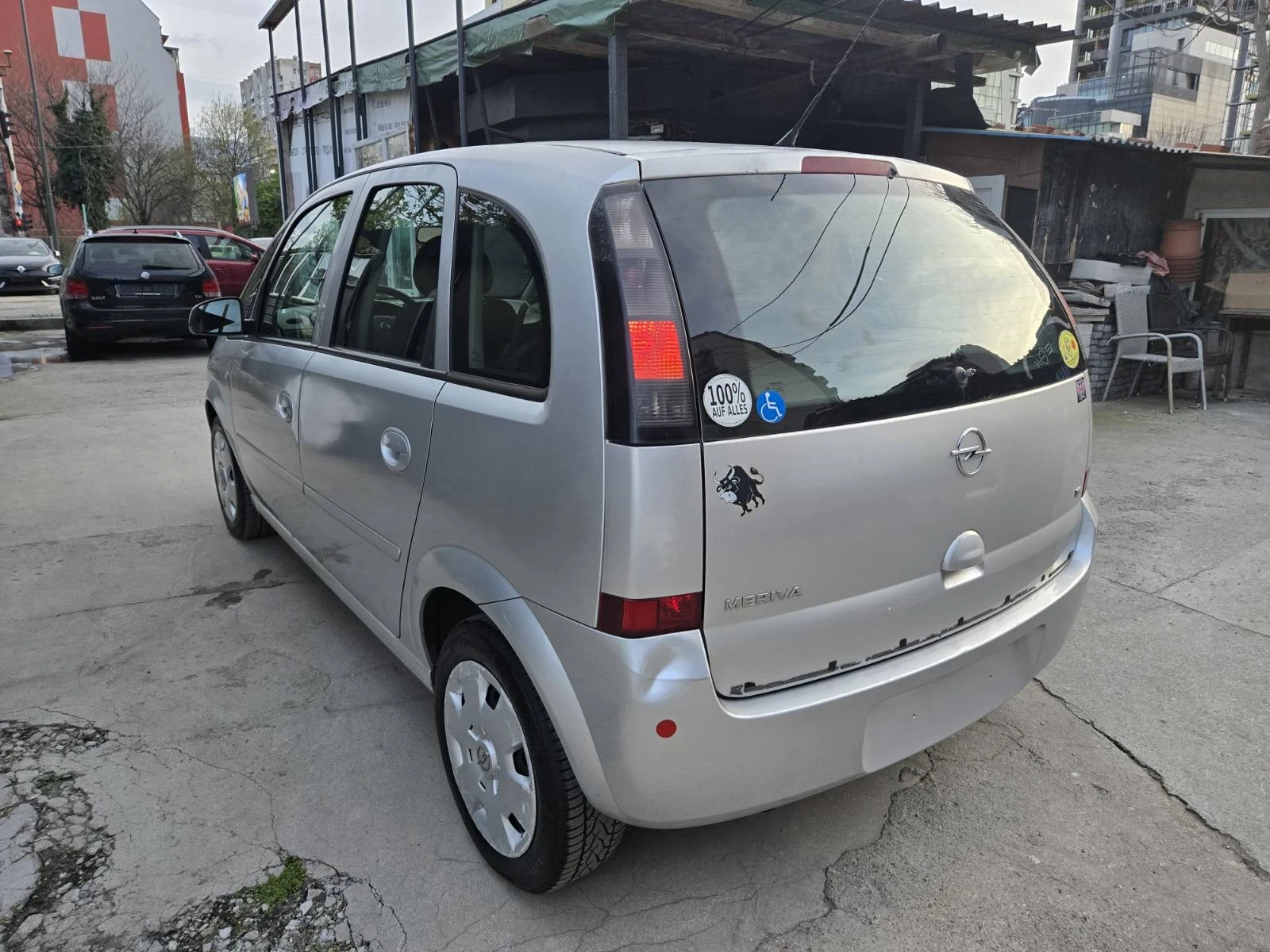 Opel Meriva 1.6 климатик 105к.с. - изображение 4
