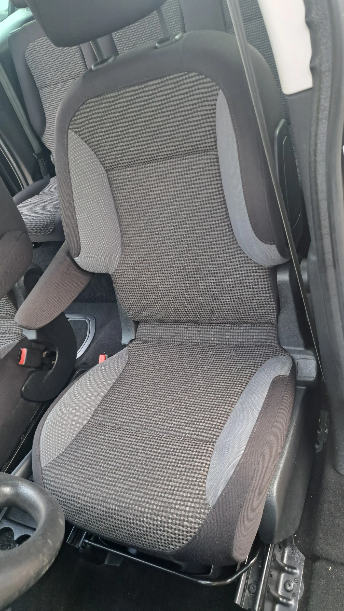 Citroen Berlingo 1.6 Benzin 109 кс. ТОП - изображение 6