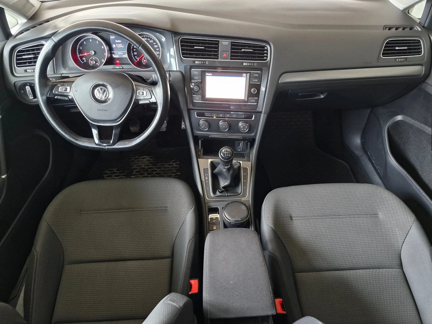 VW Golf Variant Comfortline 1.5TSI EVO BMT - изображение 4
