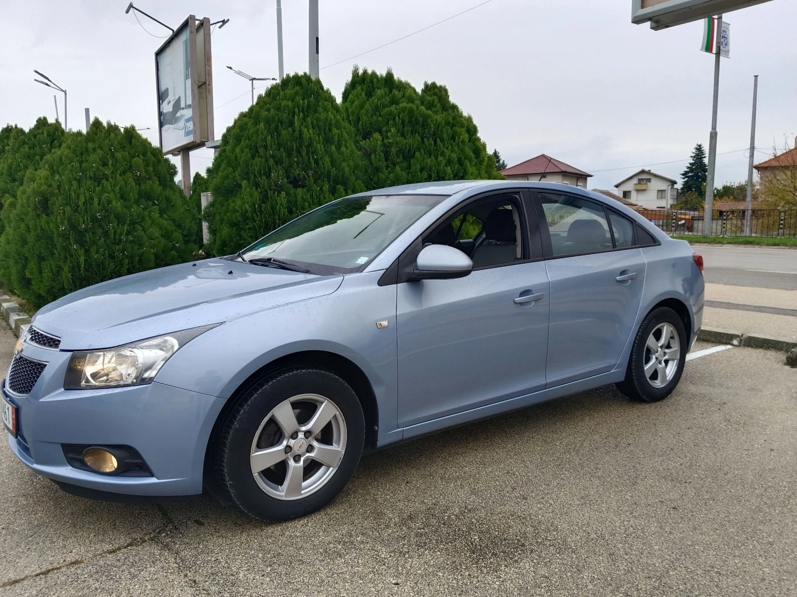 Chevrolet Cruze 1.8  * *  | Mobile.bg   2