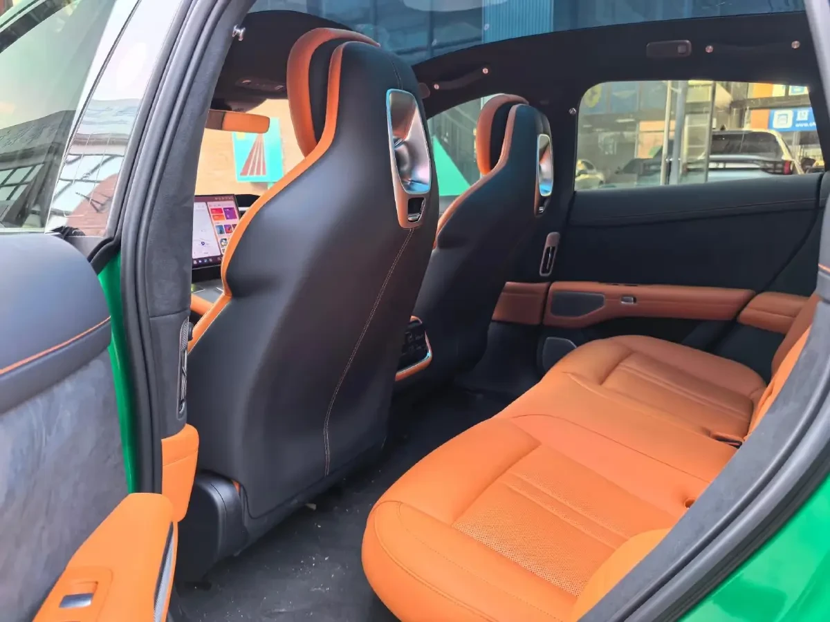 Xiaomi YU7 Max 101.7 kWh (690 ��) Dual Motor AWD | Mobile.bg � ����������� 7