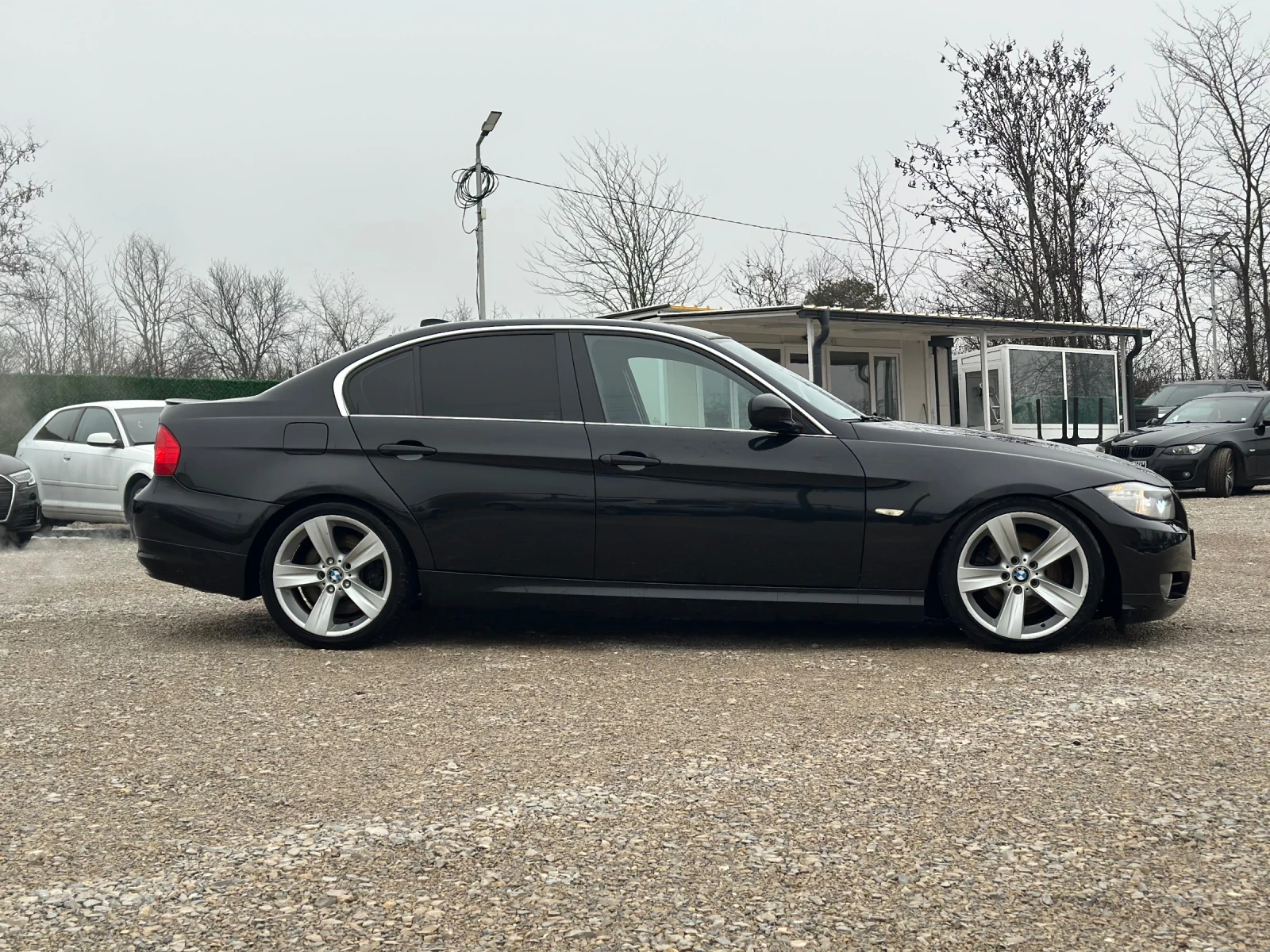 BMW 330 �����* Keyless* Daynamic* Navi*  | Mobile.bg � ����������� 4