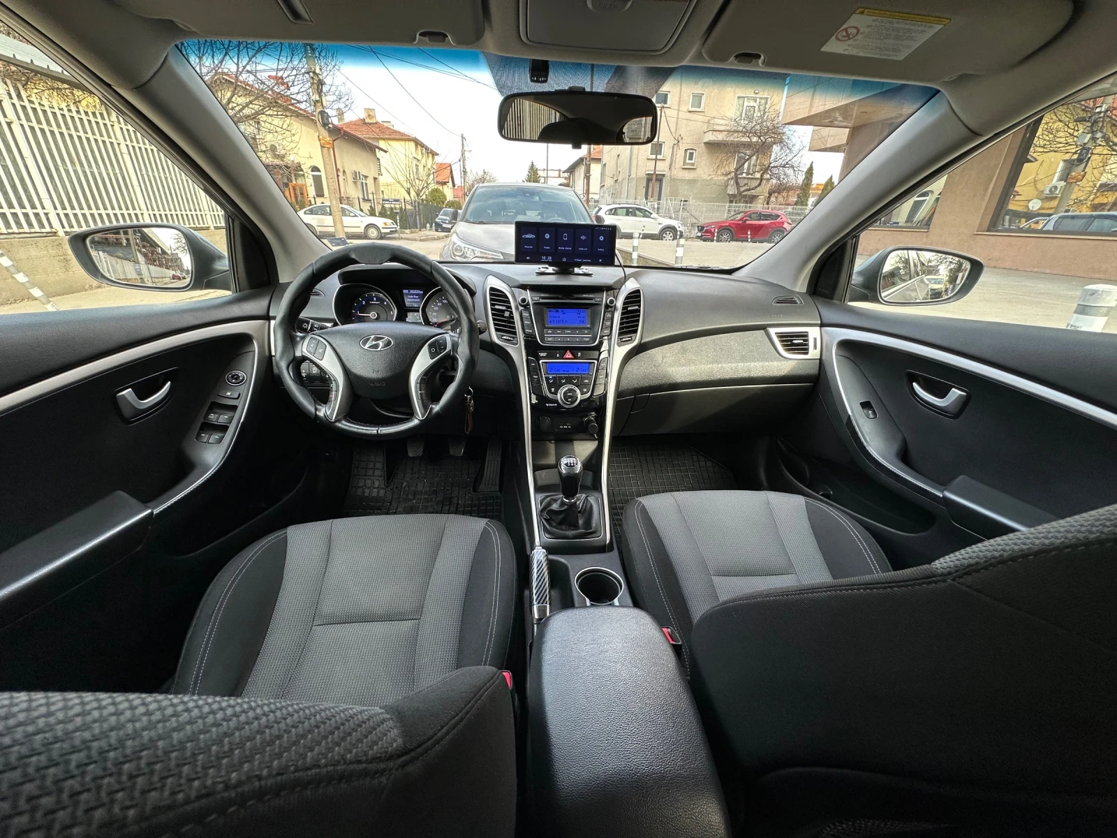 Hyundai I30, снимка 14 - Автомобили и джипове - 53711032