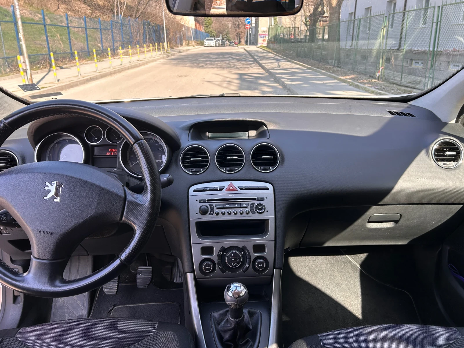 Peugeot 308 1, 6 HDI, снимка 13 - Автомобили и джипове - 53848020