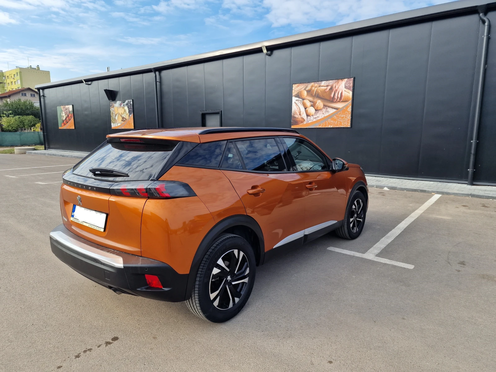 Peugeot 2008 allure, снимка 3 - Автомобили и джипове - 53869581