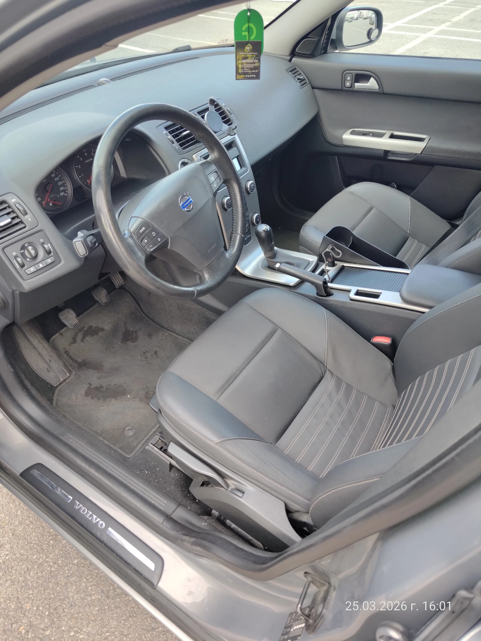 Volvo S40, снимка 9 - Автомобили и джипове - 53977634