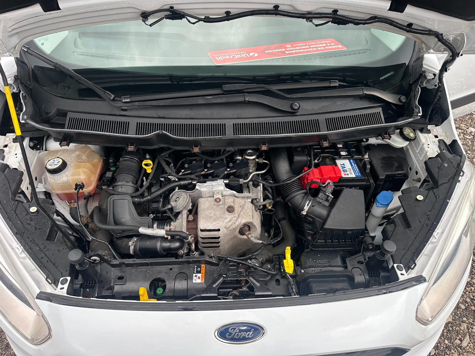 Ford Courier 1.oi 101kc EURO6, снимка 17 - Автомобили и джипове - 54091037