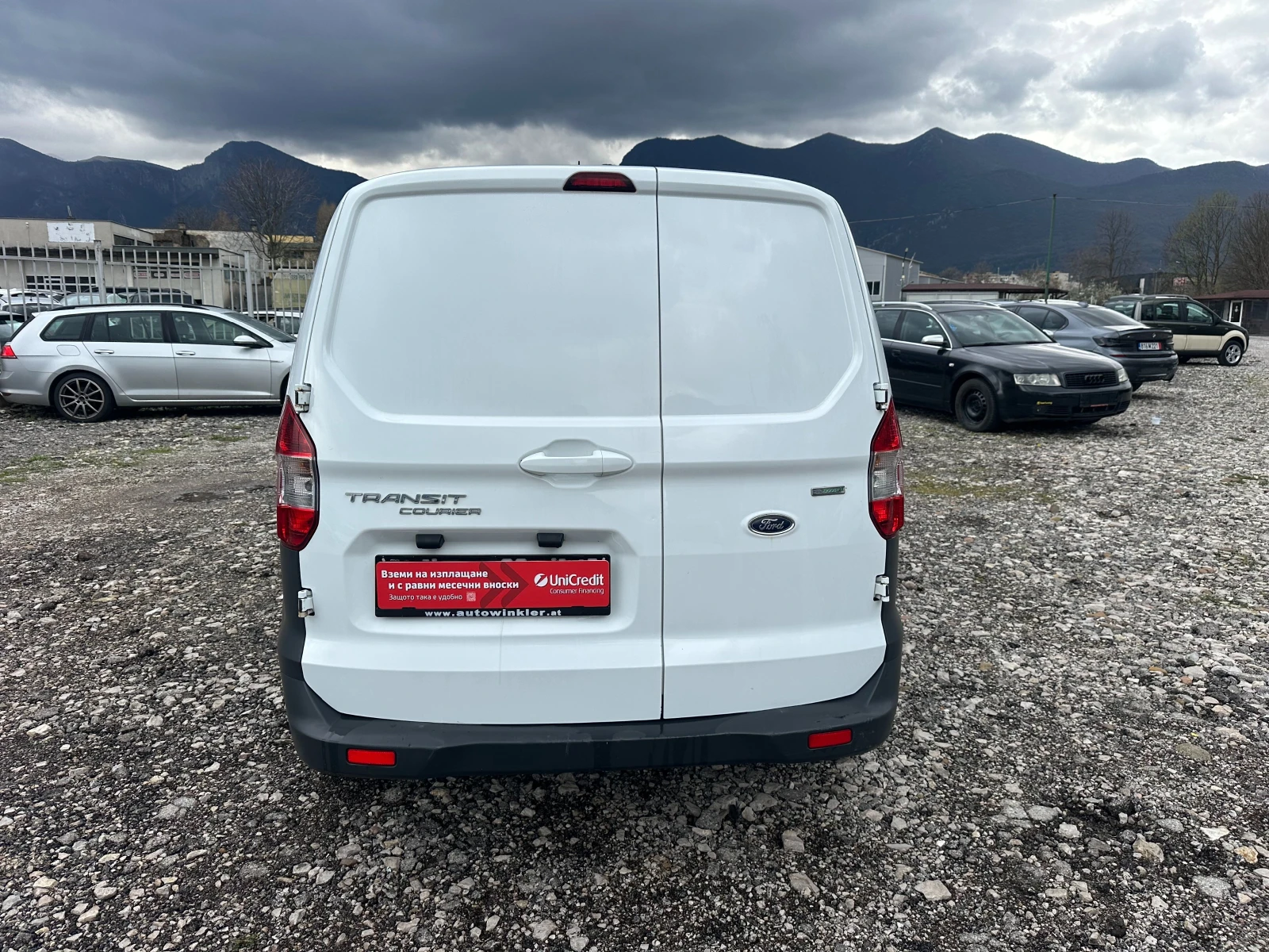 Ford Courier 1.oi 101kc EURO6, снимка 4 - Автомобили и джипове - 54091037