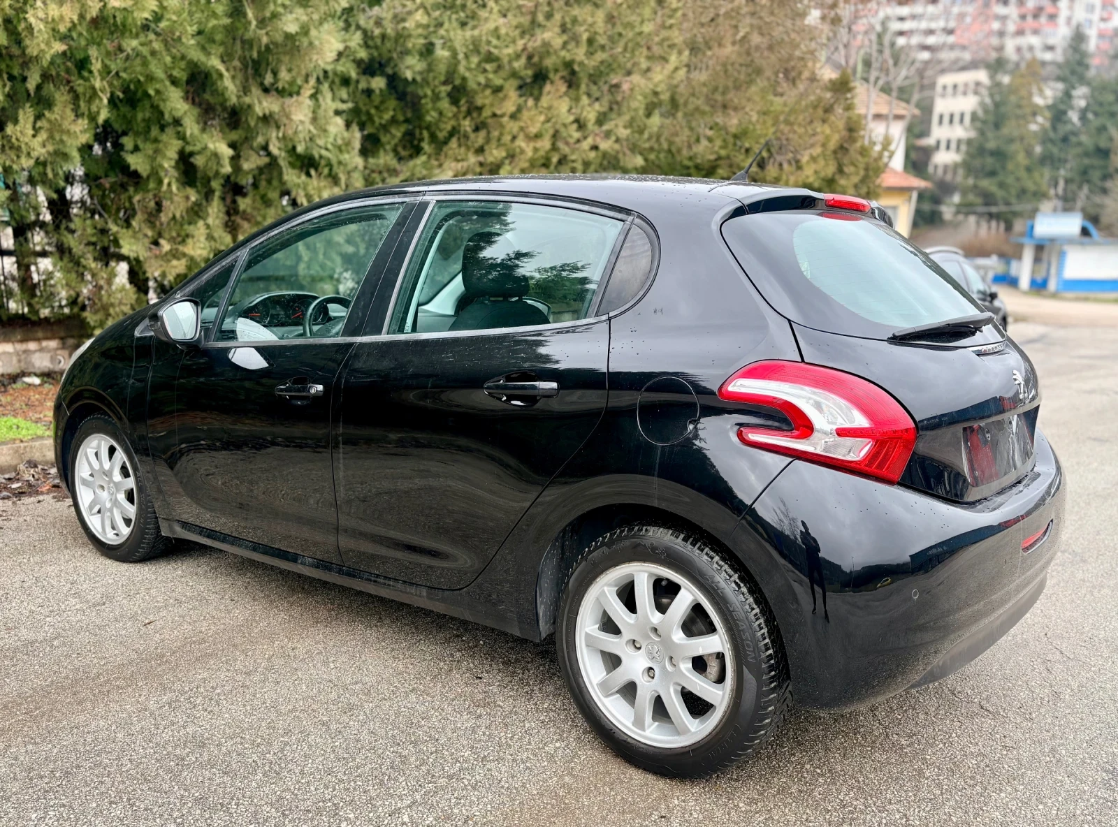 Peugeot 208 1.4 VTI , снимка 6 - Автомобили и джипове - 54184480
