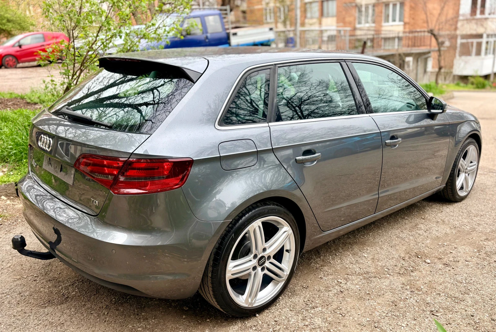 Audi A3 2.0 СЕРВИЗНА ИСТОРИЯ, снимка 4 - Автомобили и джипове - 54184480