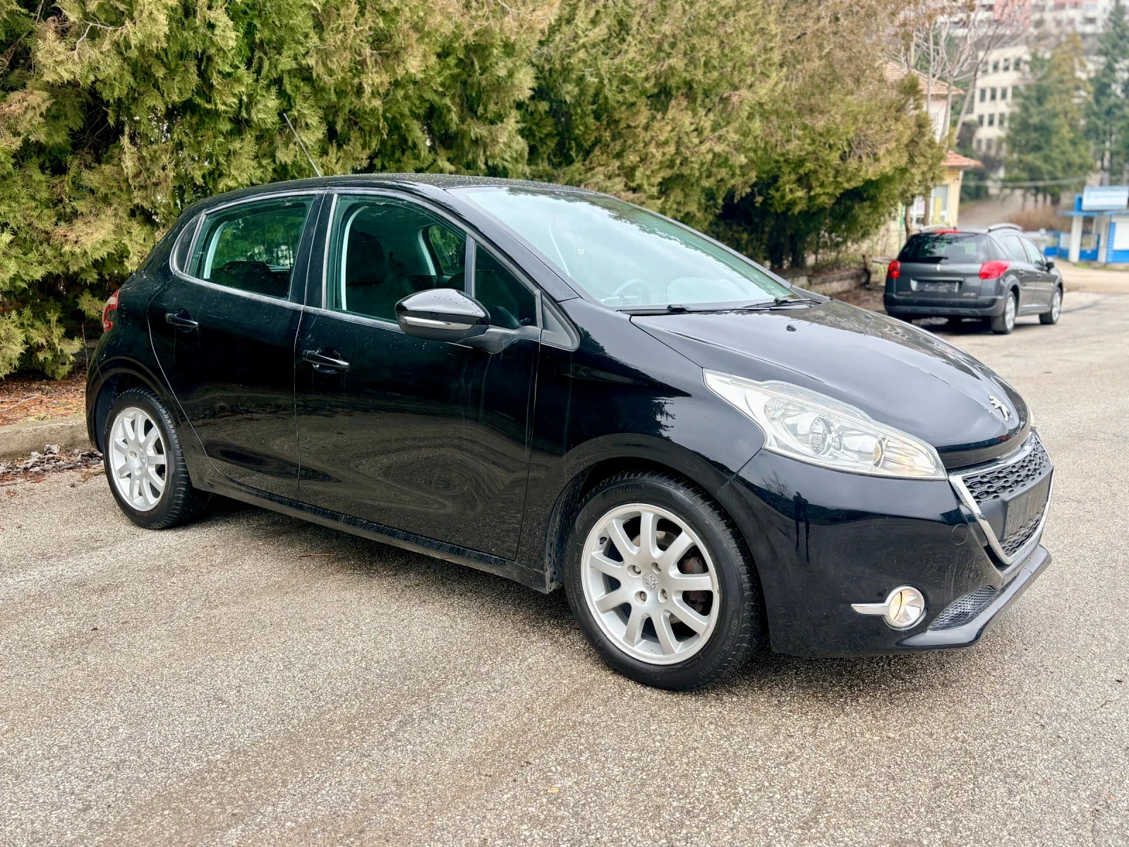 Peugeot 208 1.4 VTI , снимка 3 - Автомобили и джипове - 54184480