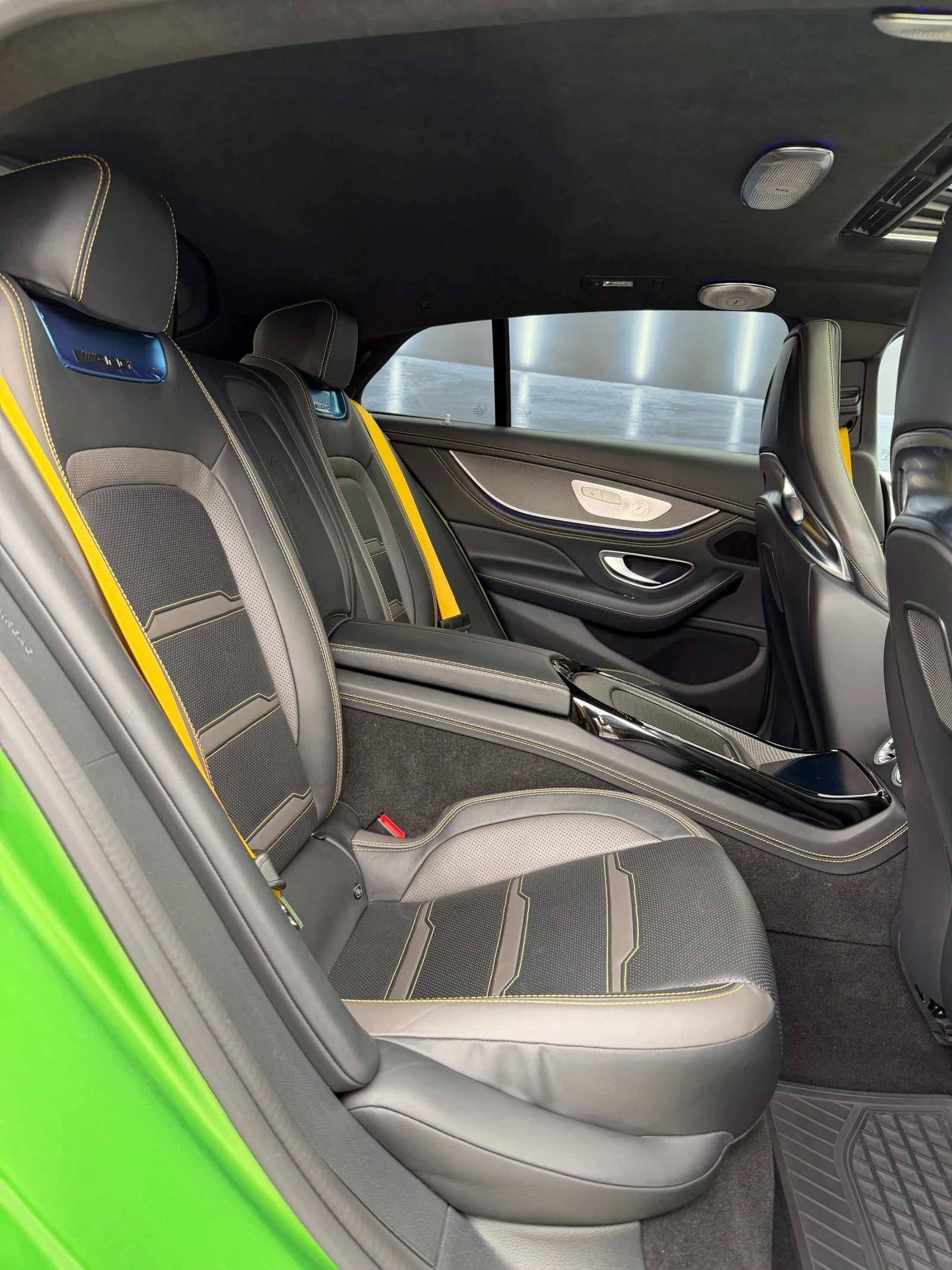 Mercedes-Benz GT 63S E PERFORMANCE, снимка 15 - Автомобили и джипове - 54290167