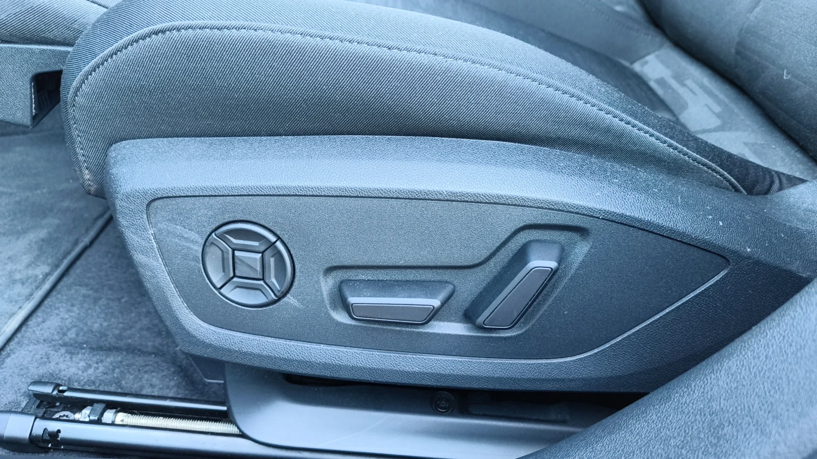 Audi A5 Гаранционно, снимка 11 - Автомобили и джипове - 54309665