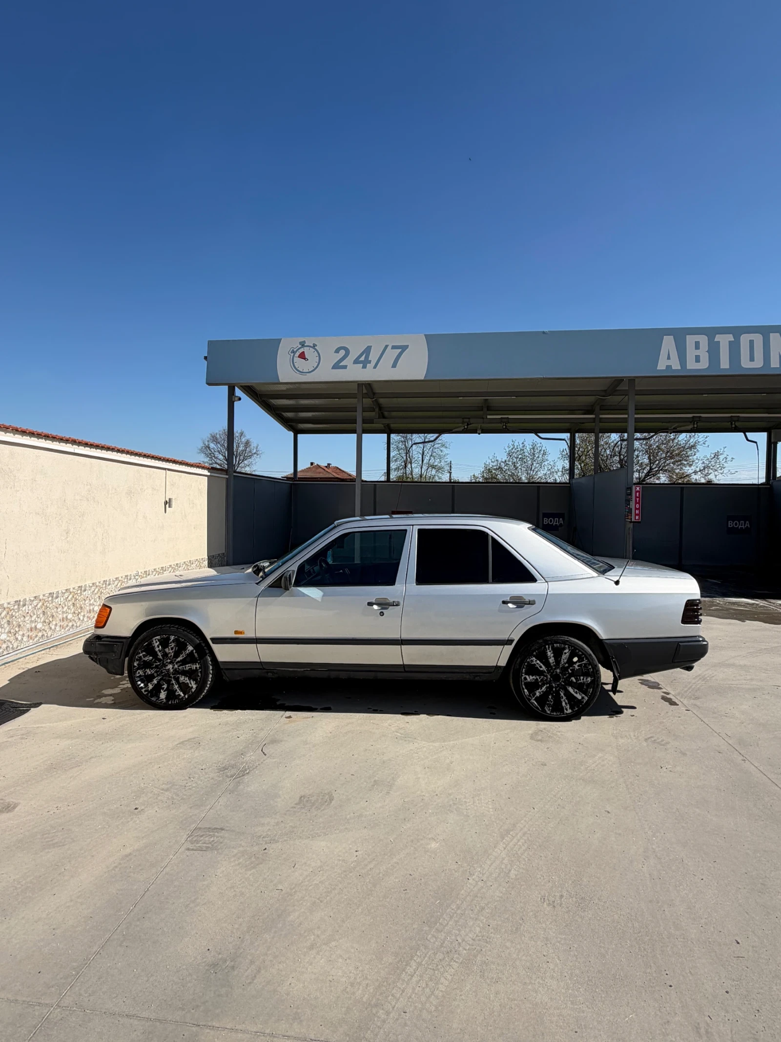 Mercedes-Benz 124, снимка 4 - Автомобили и джипове - 54320338