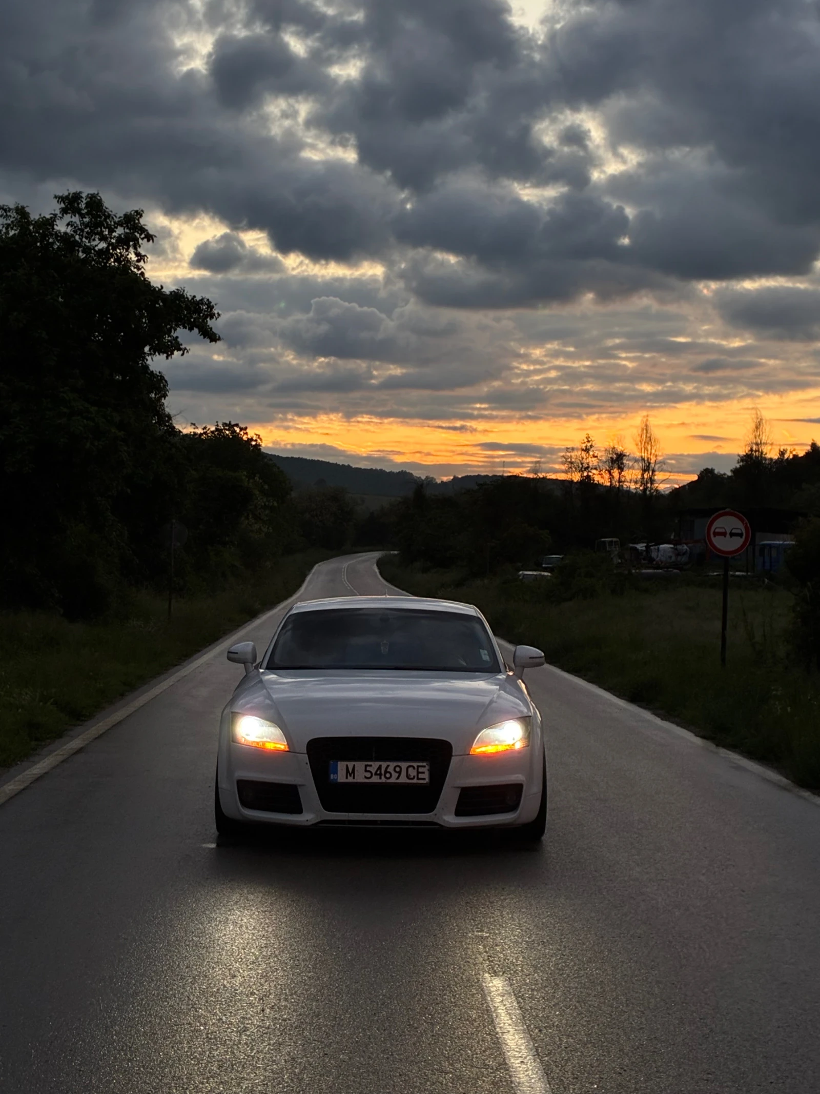 Audi Tt S пакет, Black Edition, FULL Екстри!!!, снимка 3 - Автомобили и джипове - 54791436