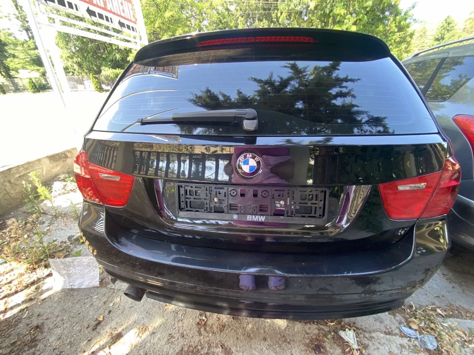 BMW 320 Колата е в отлично състояние, нов внос е, караш., снимка 2 - Автомобили и джипове - 54959947