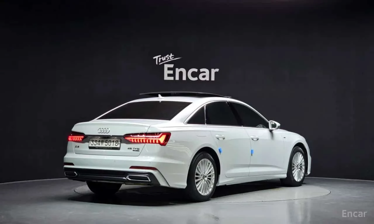 Audi A6 45 TFSI Quattro Premium| ОБДУХ| ПАНО| 2 КЛЮЧА| HUD, снимка 2 - Автомобили и джипове - 55615455