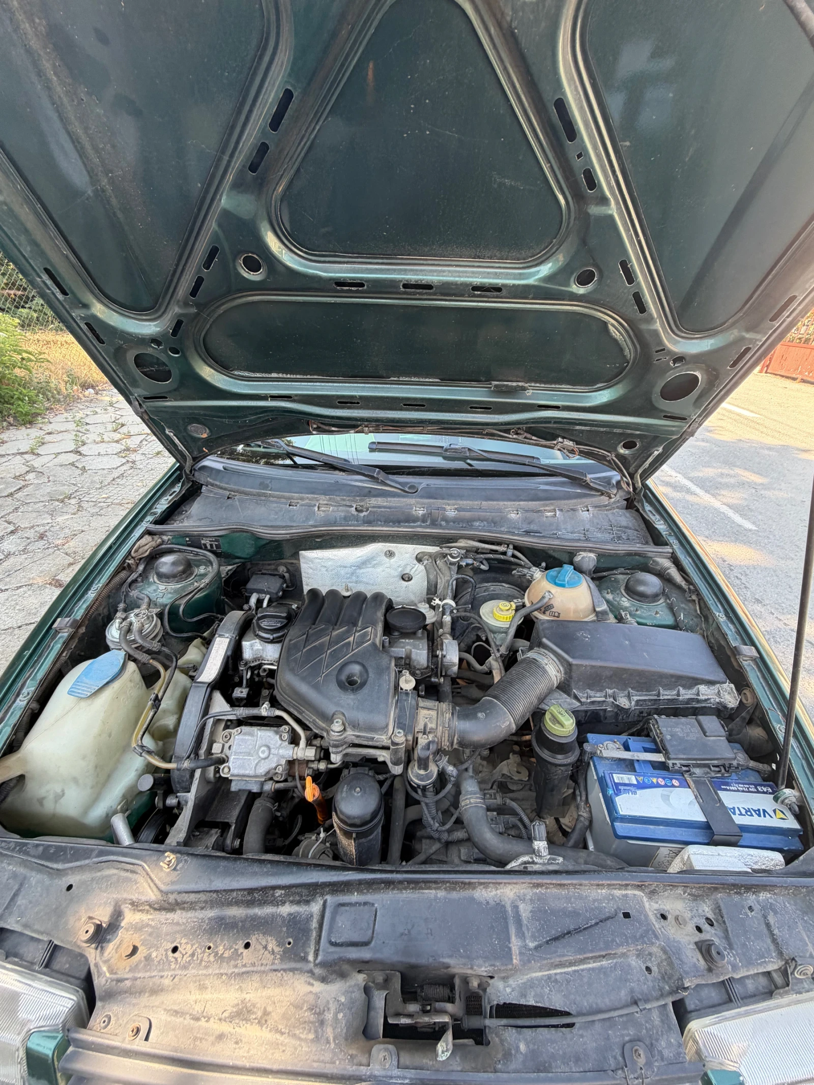 VW Polo, снимка 8 - Автомобили и джипове - 55622778