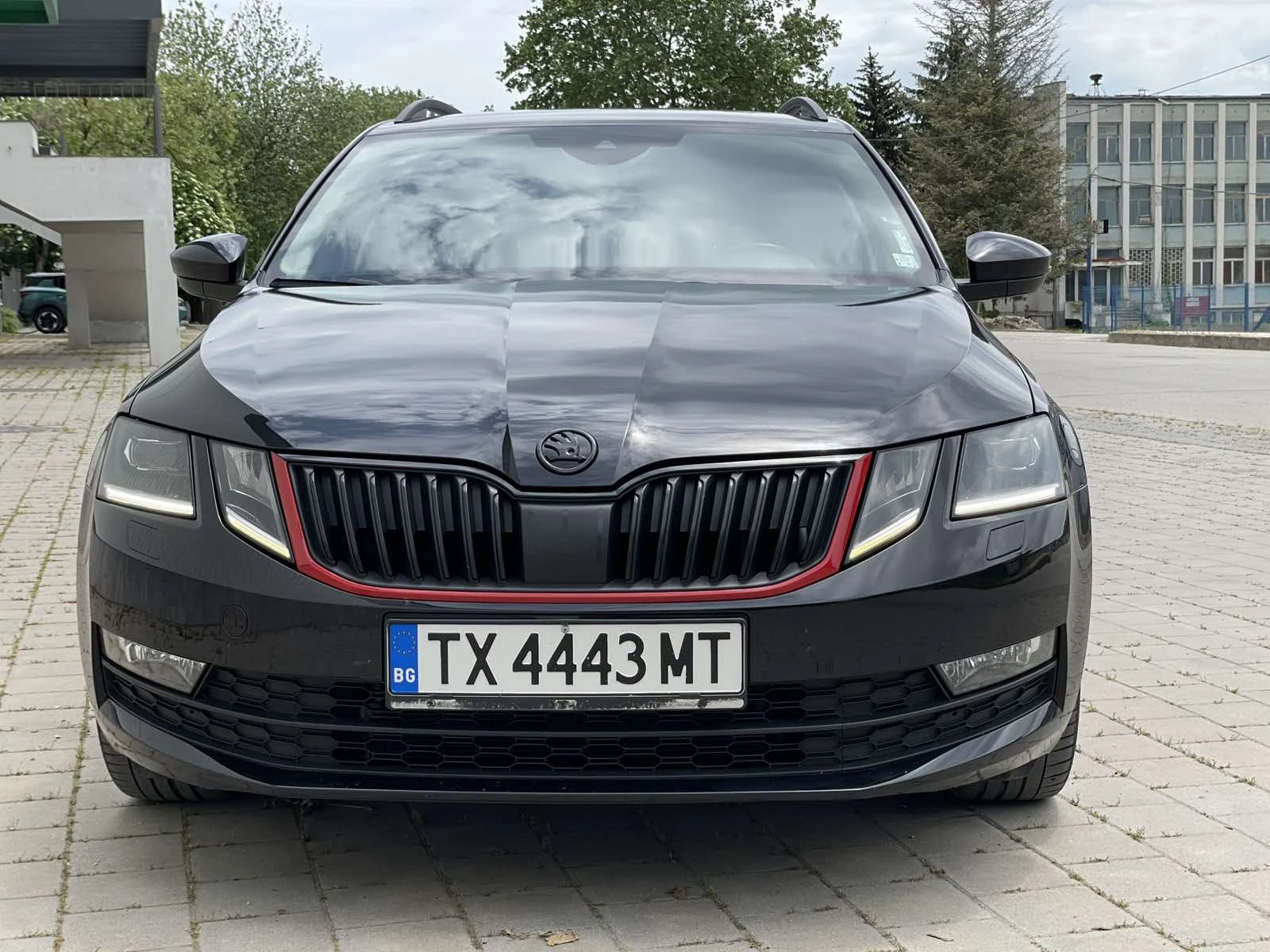Skoda Octavia Drive 4x4 Facelift, снимка 3 - Автомобили и джипове - 55699115