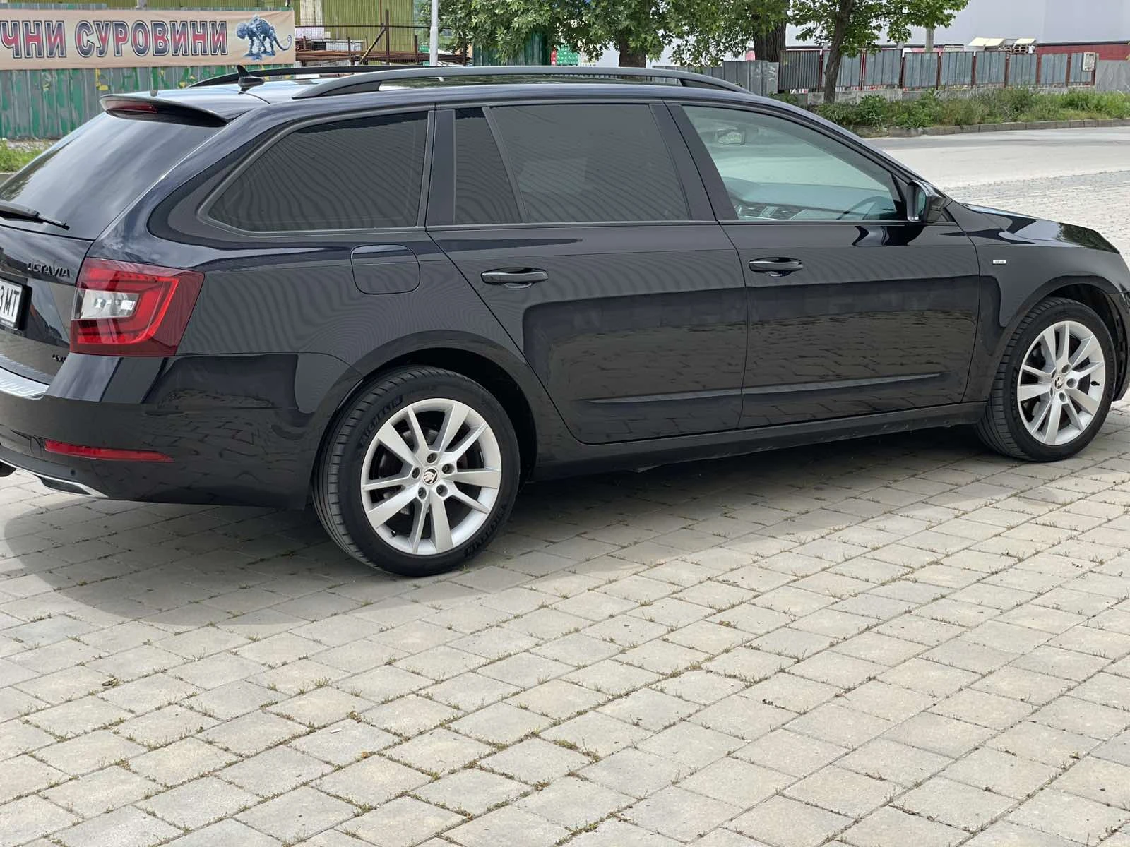 Skoda Octavia Drive 4x4 Facelift, снимка 7 - Автомобили и джипове - 55699115