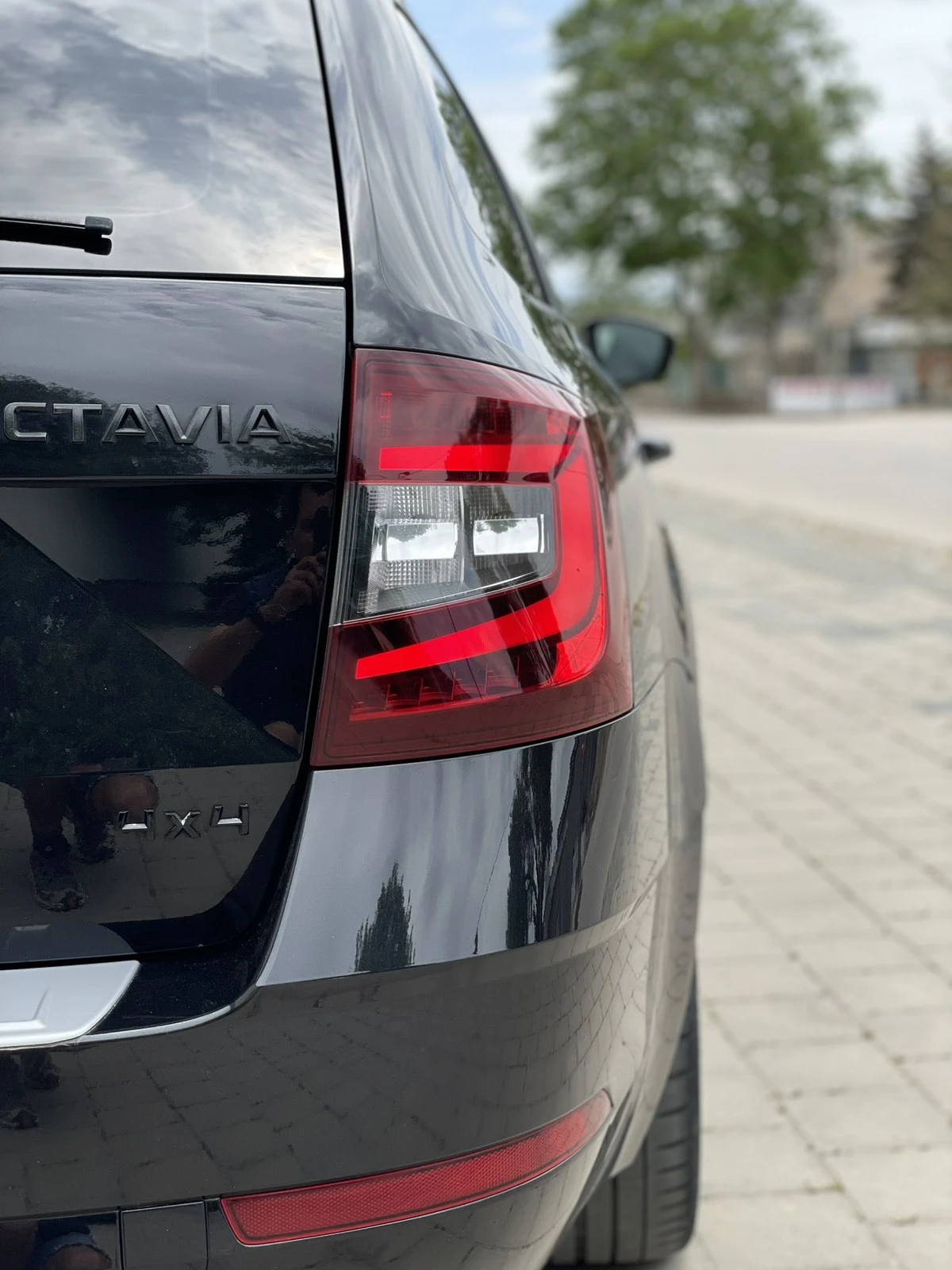 Skoda Octavia Drive 4x4 Facelift, снимка 9 - Автомобили и джипове - 55699115