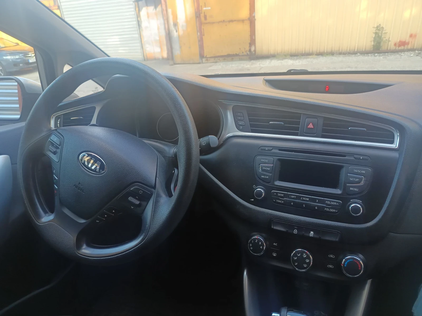 Kia Ceed, снимка 8 - Автомобили и джипове - 56130016