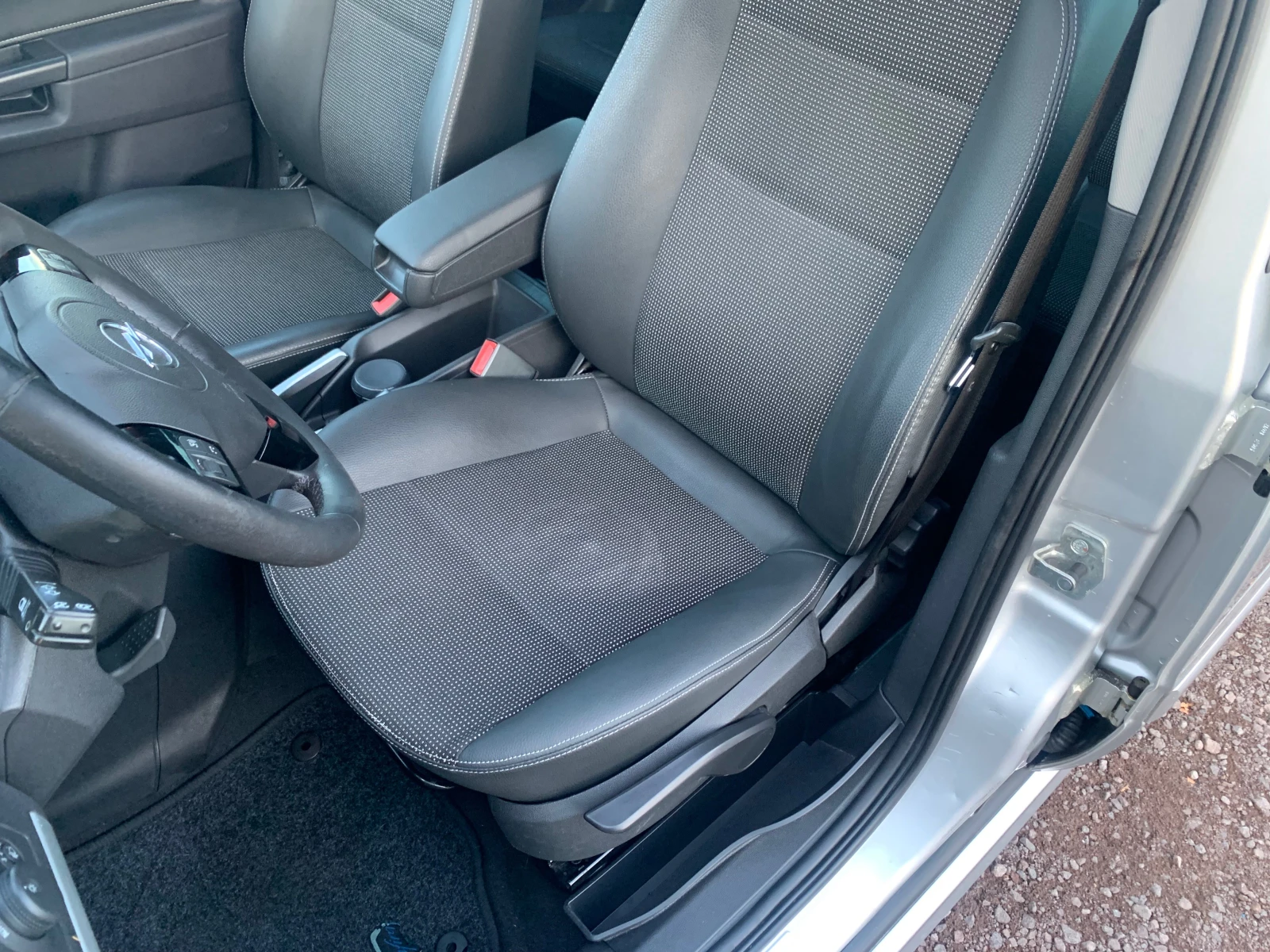 Opel Zafira 1.7cdti COSMO, снимка 11 - Автомобили и джипове - 56203163