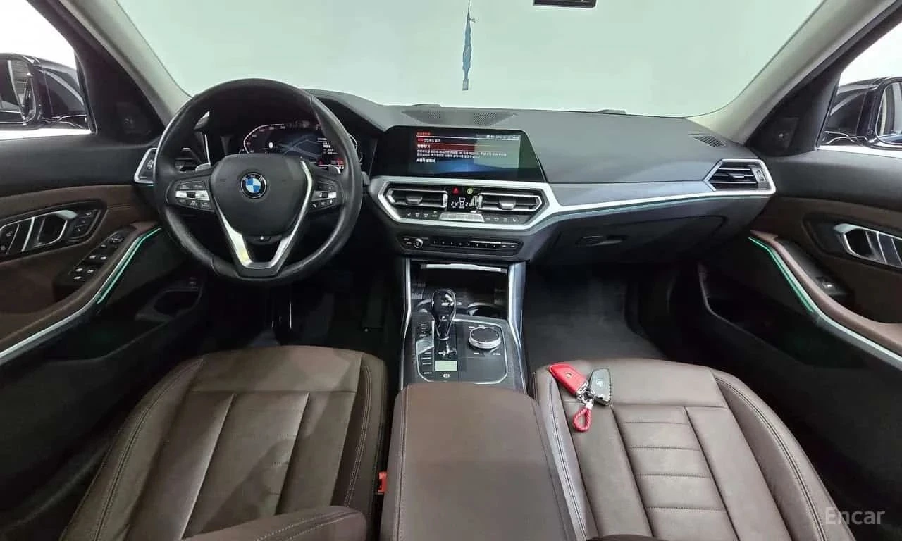 BMW 330, снимка 8 - Автомобили и джипове - 56707699