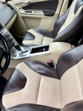 Volvo XC60 Summum D5 AWD 205k.с, снимка 10