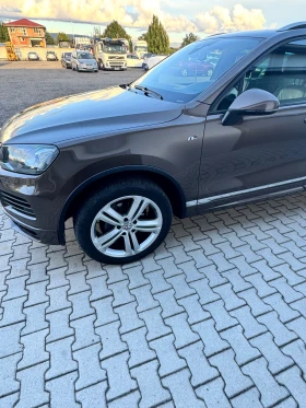 Обява за продажба на VW Touareg 3.0 TDI  R-LINE FACELIFT PANORAMA ~31 900 лв. - изображение 2