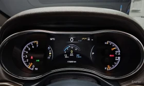 Jeep Grand cherokee 3.6 OVERLAND / ОБДУХ / DISTRONIC / TWO-TONE / PANO | Auto.bg — изображение 9