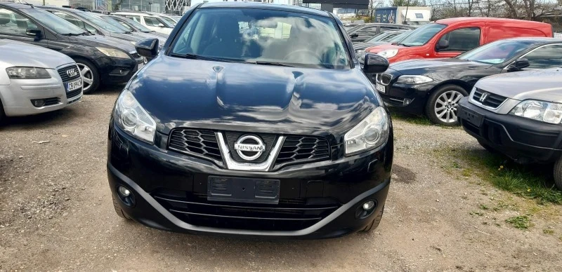 Nissan Qashqai 1.5 дизел, снимка 1 - Автомобили и джипове - 47010094