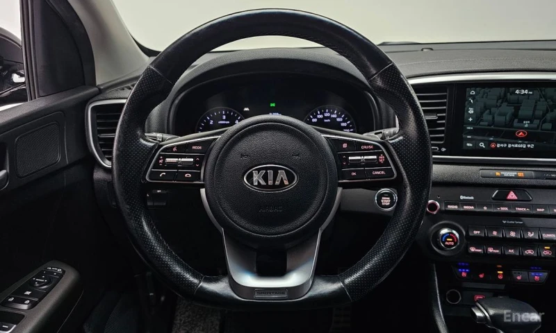 Kia Sportage, снимка 13 - Автомобили и джипове - 53010707