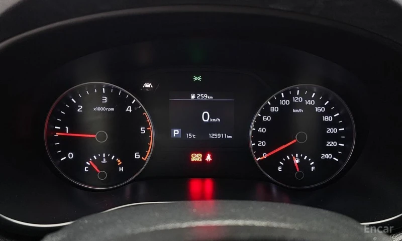 Kia Sportage, снимка 8 - Автомобили и джипове - 53010707