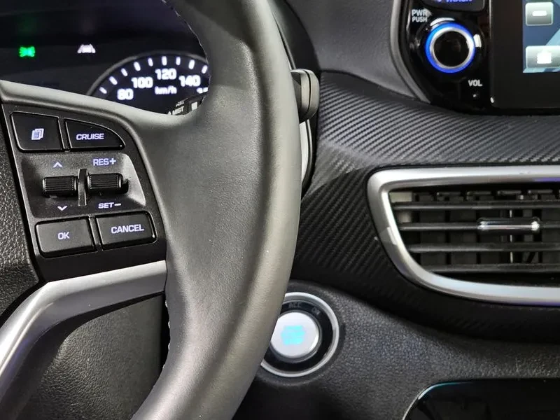 Hyundai Tucson, снимка 13 - Автомобили и джипове - 54832291