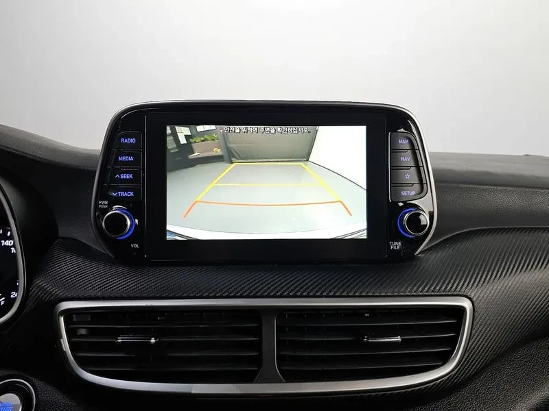 Hyundai Tucson, снимка 16 - Автомобили и джипове - 54832291