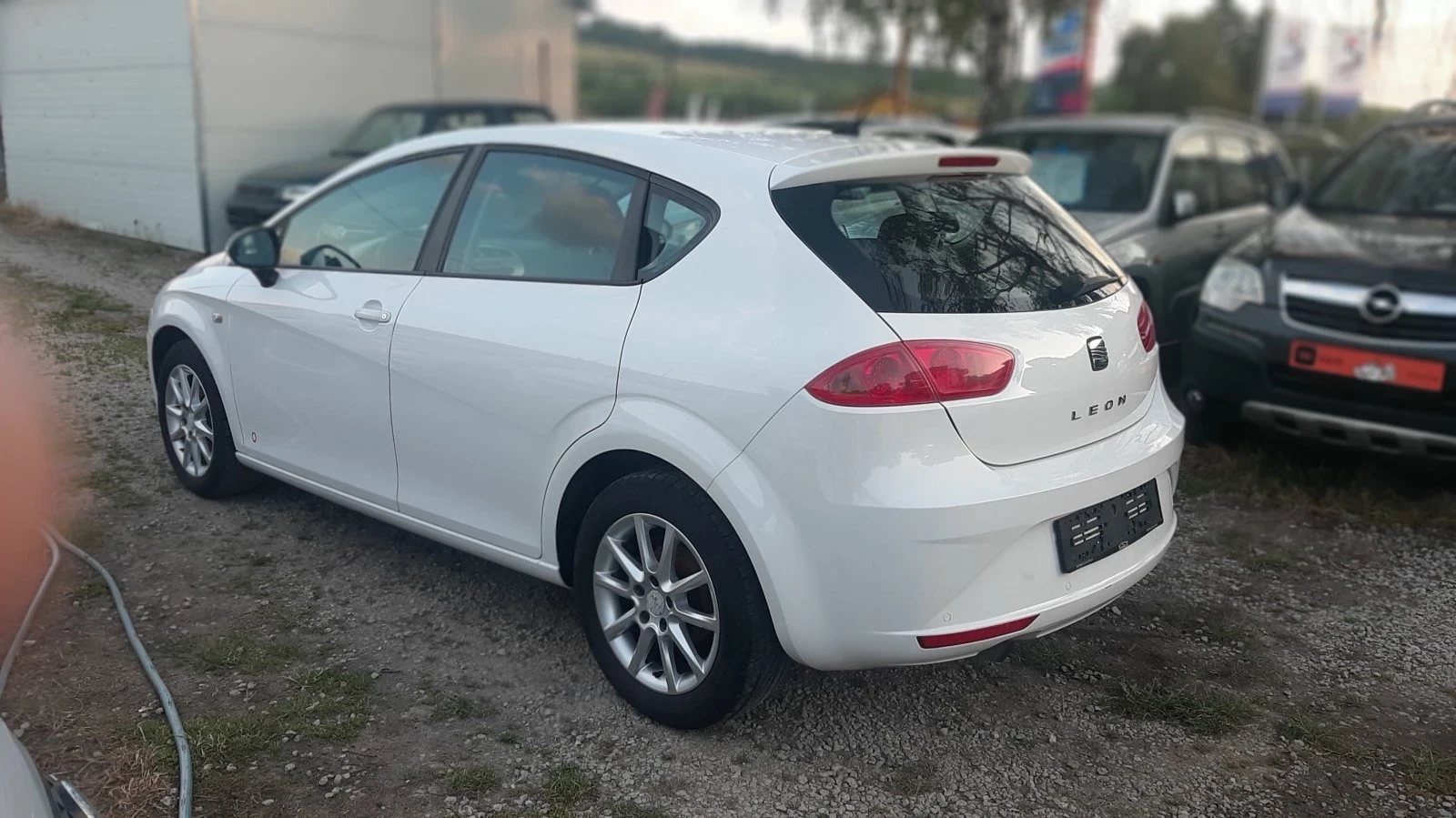 Seat Leon 1.6дизел - изображение 5