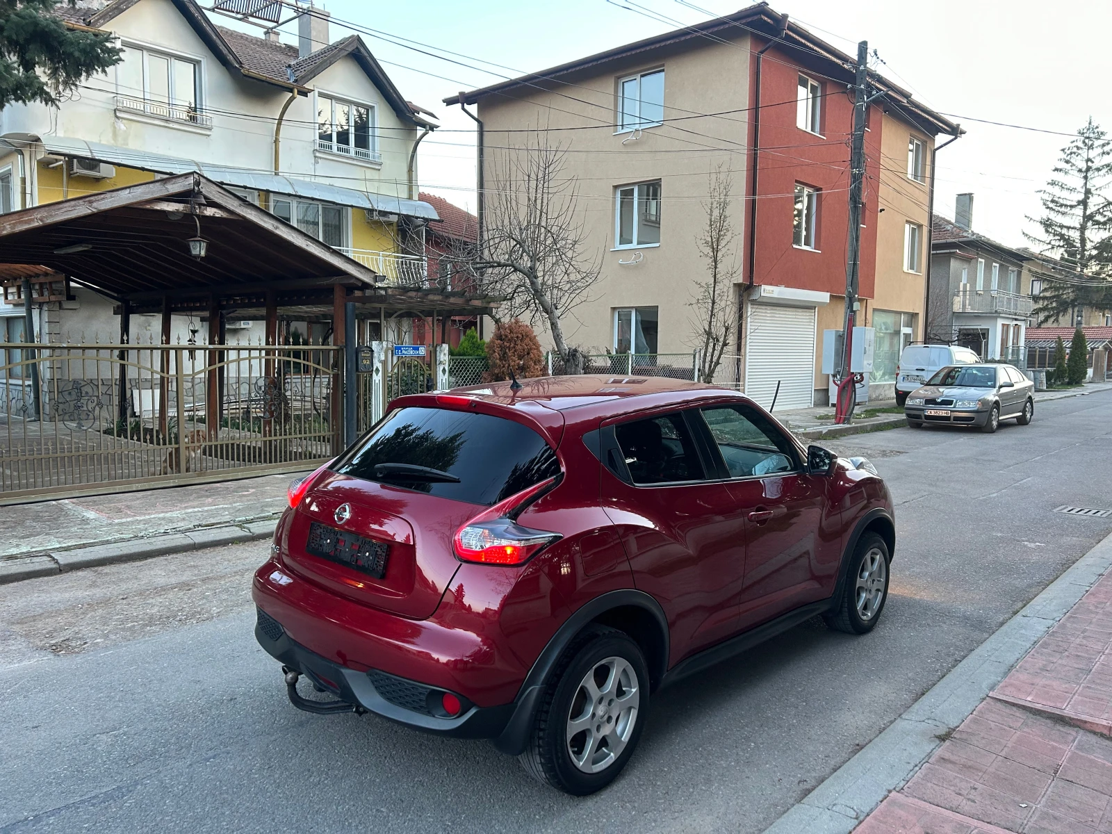Nissan Juke 1, 2 116K, снимка 4 - Автомобили и джипове - 53842706