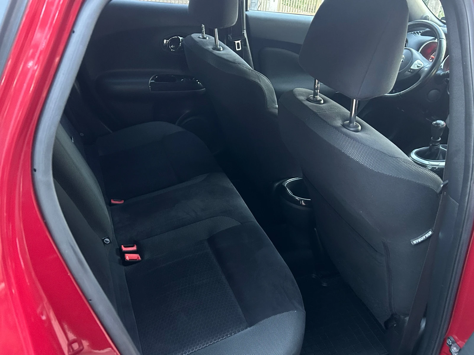 Nissan Juke 1, 2 116K, снимка 10 - Автомобили и джипове - 53842706